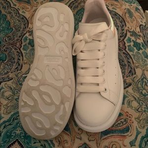 Alexander McQueen Oversized sneaker